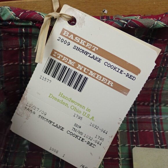 2009 Christmas Collection Longaberger Snowflake Cookie basket - Picture 3 of 9